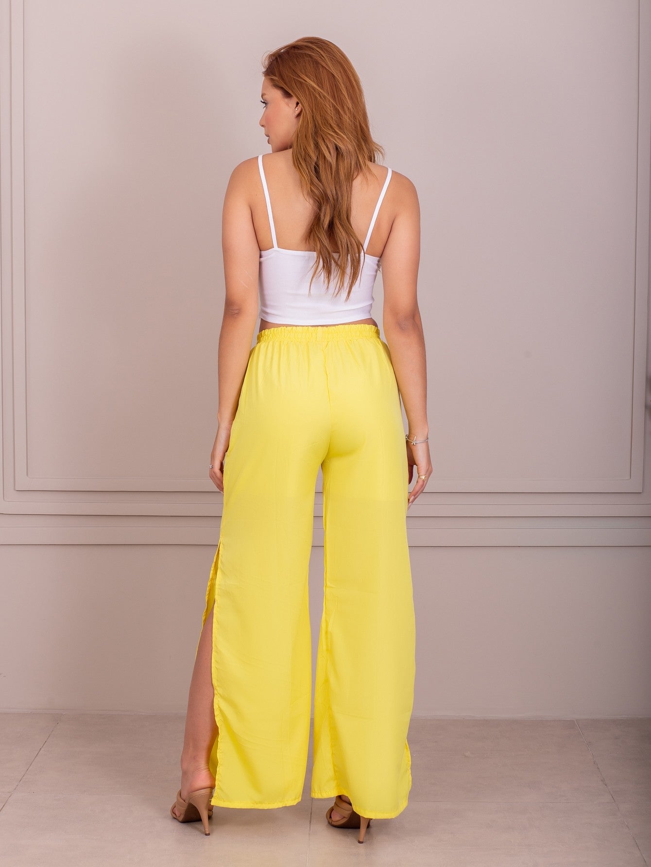 Calça Feminina Pantalona de Tactel – Leveza e Estilo