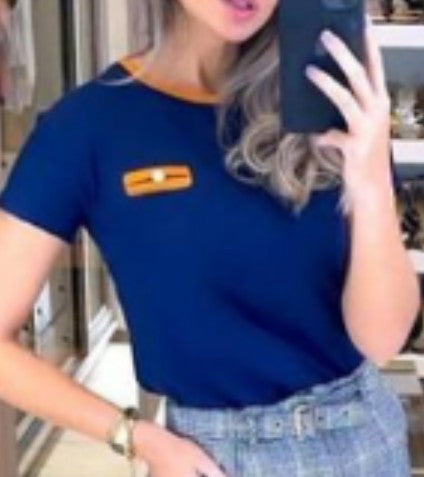 Blusinha feminina camiseta de bolsinho moda blogueira