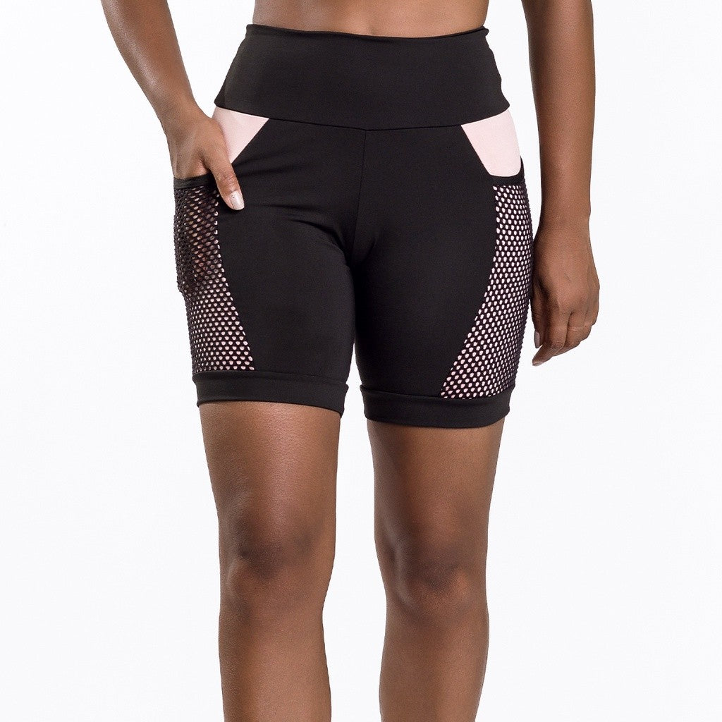 Bermuda Fitness Game Preta com Rosê