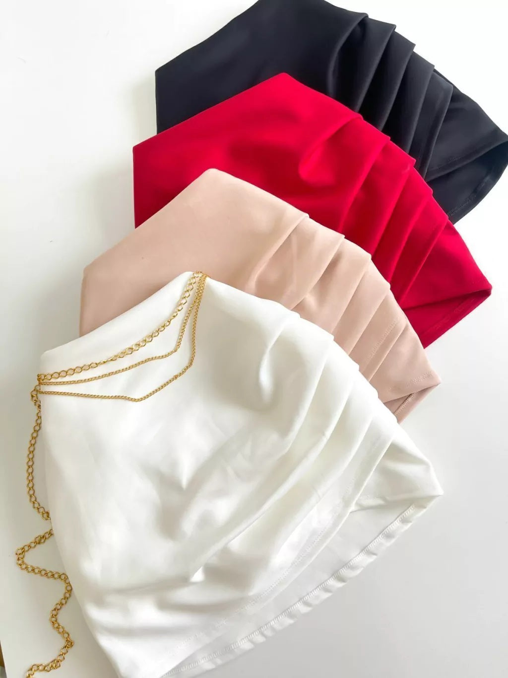 Short Saia Feminino em Neoprene Plissado Ingrid