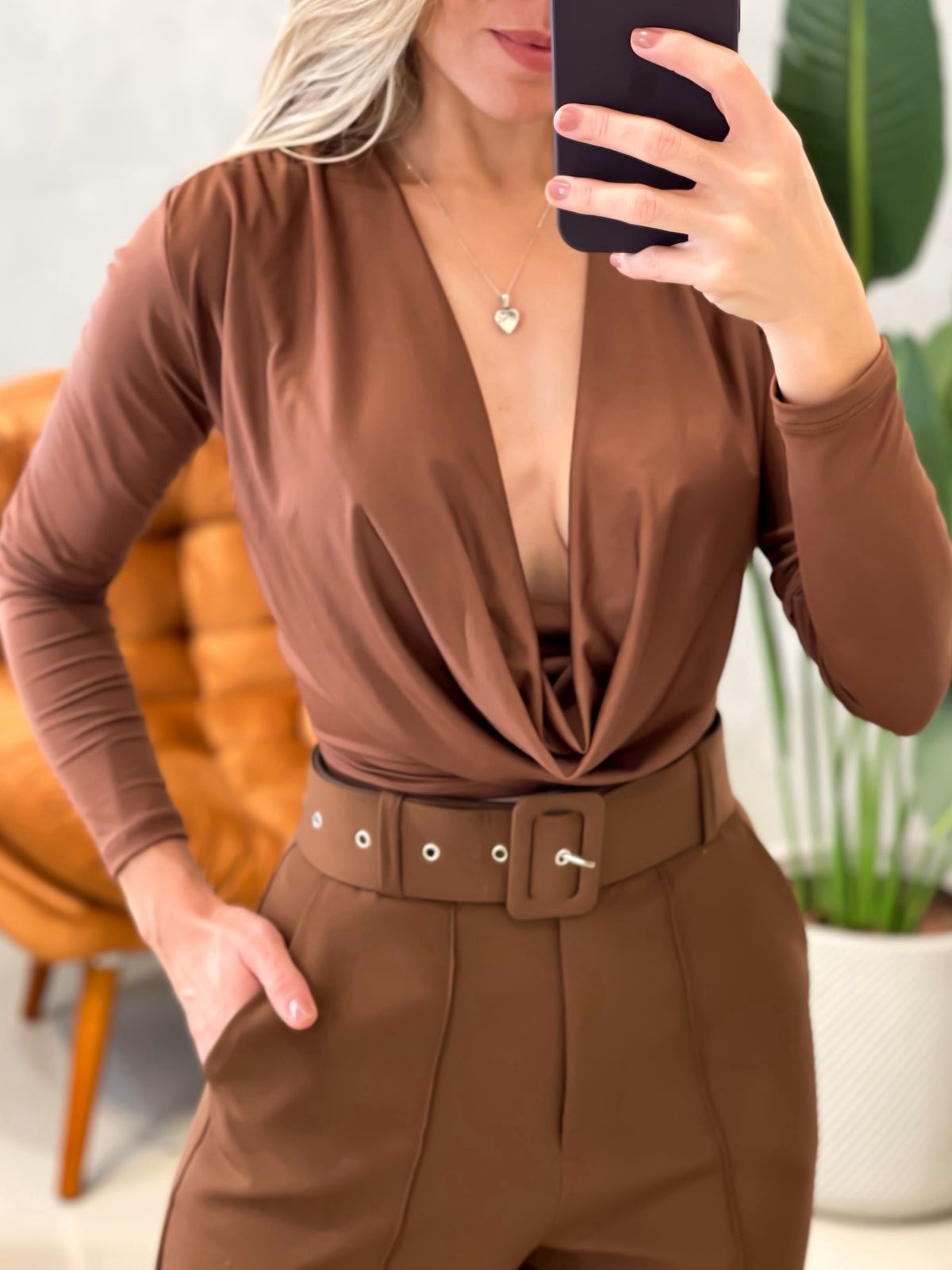 Cropped em Suplex Manga Longa com Gola Boba