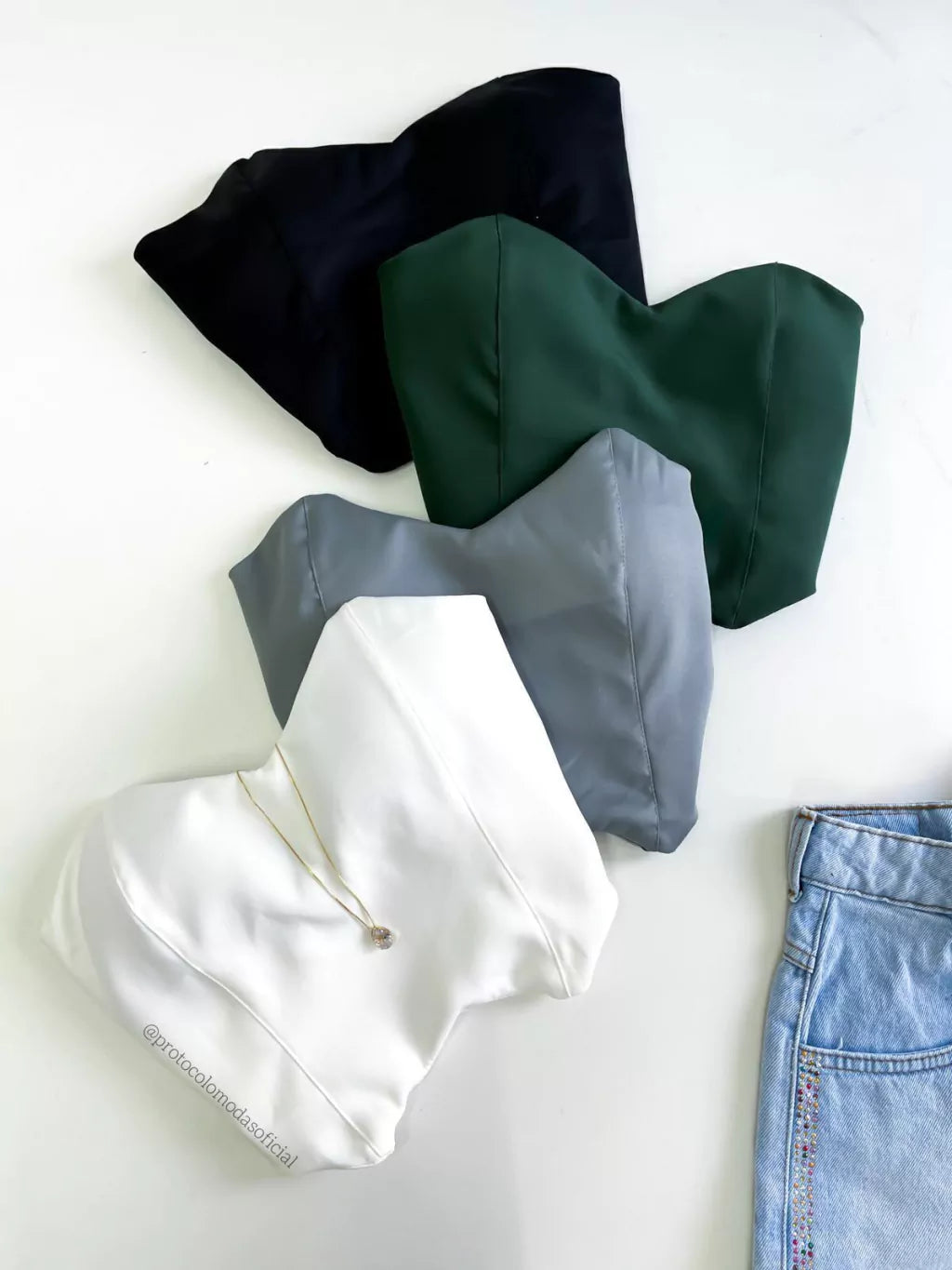 Cropped em Alfaiataria Corset sem Alça Estela