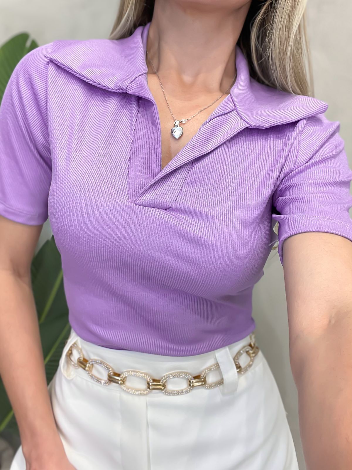 Blusa em Ribana Gola Polo Manga Curta Carla