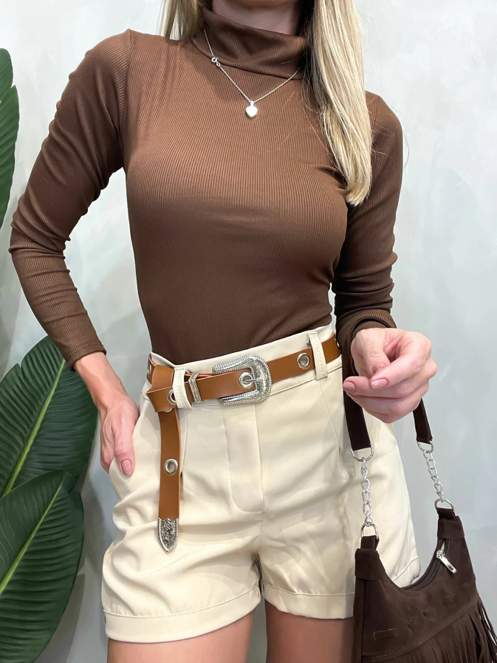 Short Feminino Alfaiataria