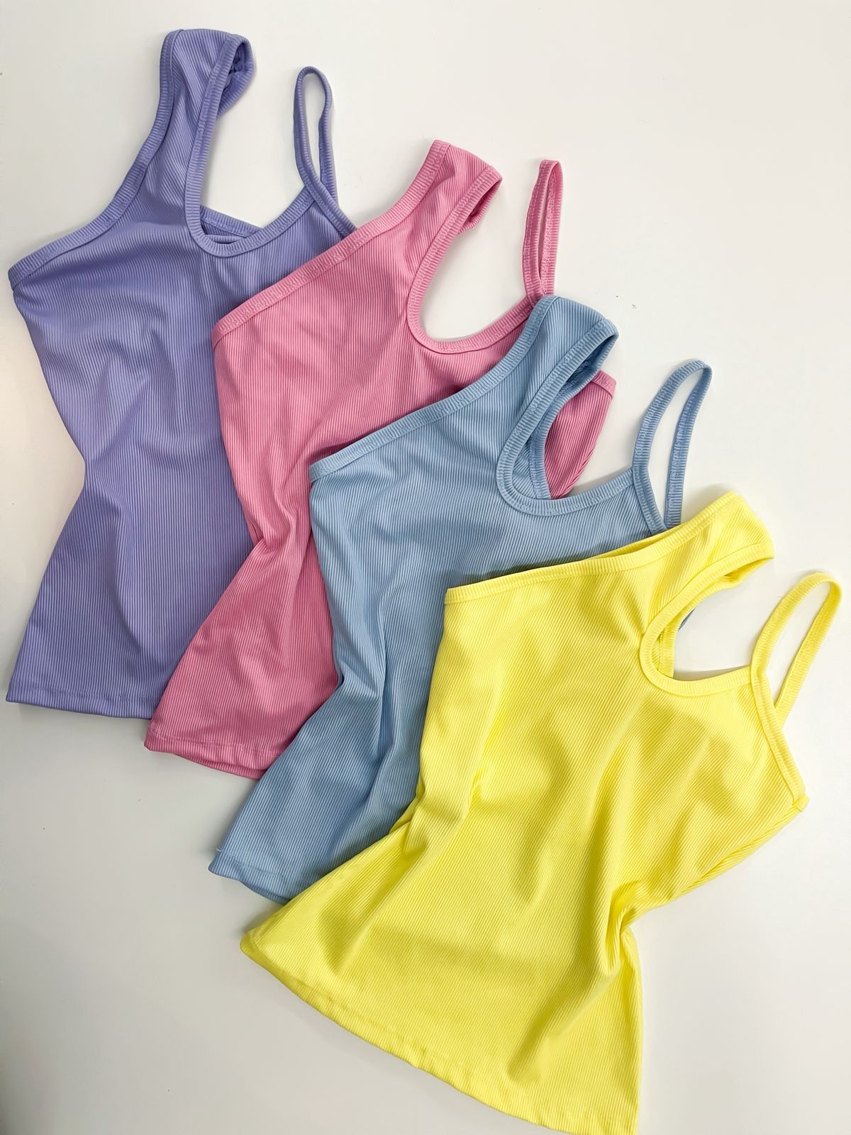 Blusa em Ribana Ombro Único com Recorte