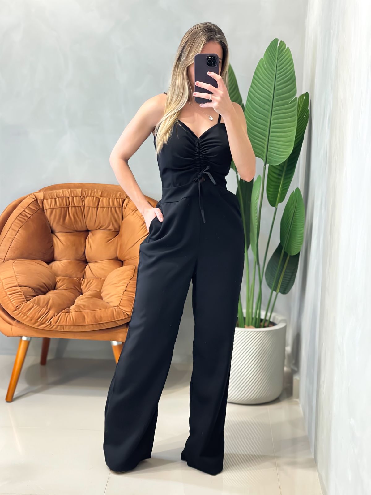 Macacão Pantalona em Alfaiataria Marrant de Alça