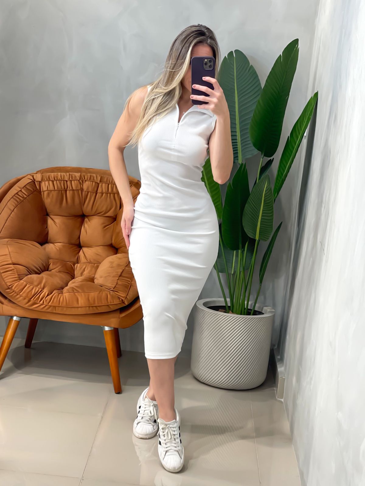 Vestido Midi em Ribana Regata de Gola com Zíper Graziela