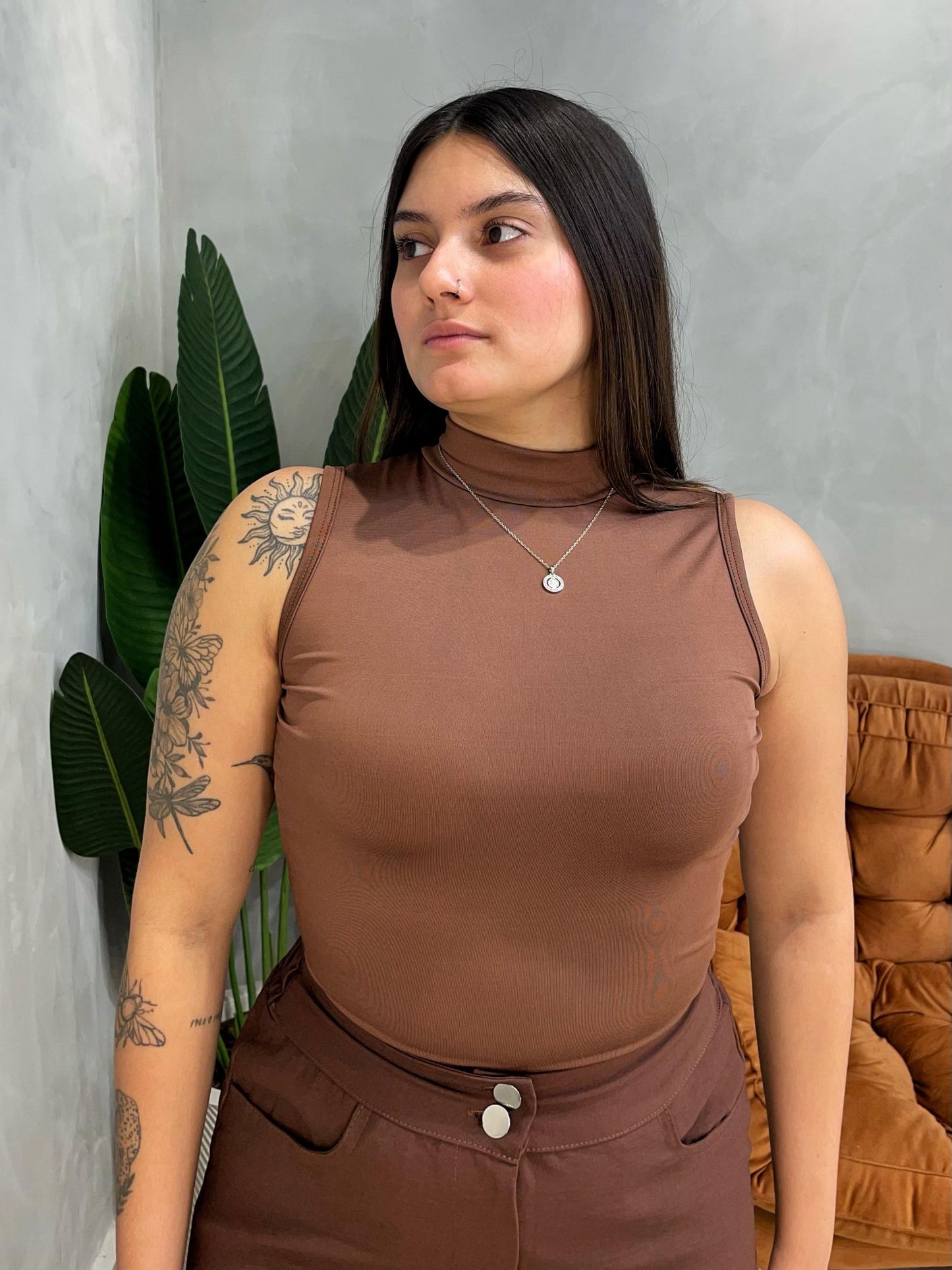 Body em Suplex Regata com Decote Costas e Gola