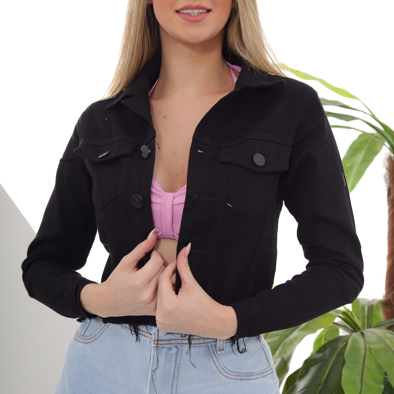 Jaqueta Feminina Cropped Sarja, Preto Tecido, Premium Outono, Inverno