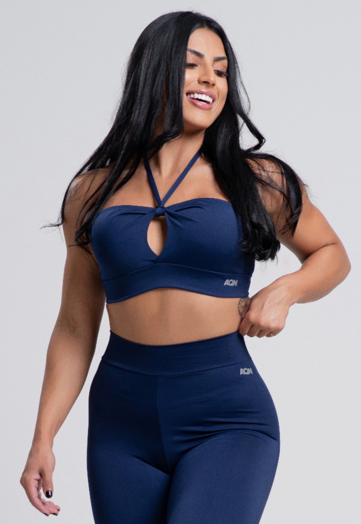 Top Versatily Marinho de Alça Fitness AQN SPORT