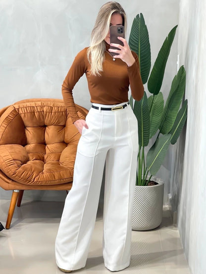 Calça Feminina Pantalona em Alfaiataria com Cinto
