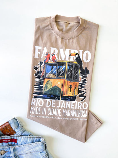 T-Shirt Feminina Estampas