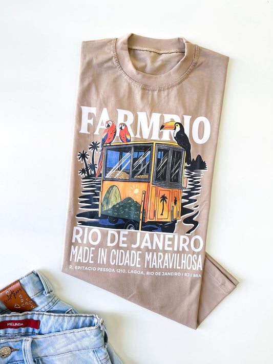 T-Shirt Feminina Estampas