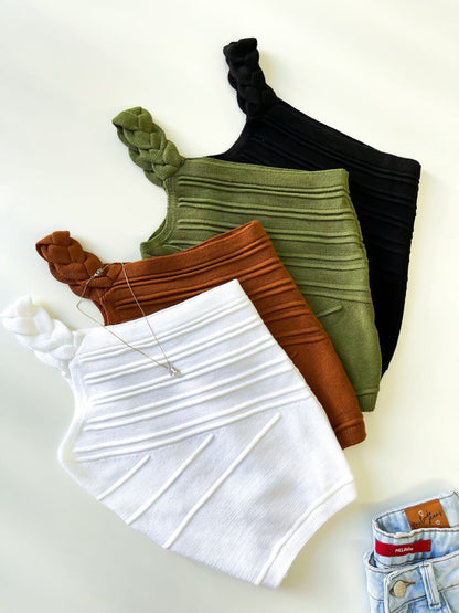 Cropped em Tricô Modal Alça Única Trançada