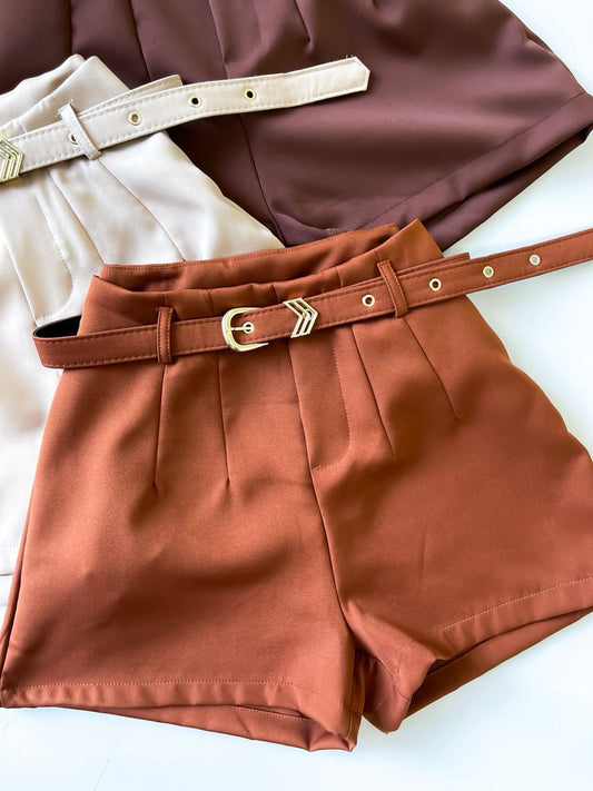 Shorts em Alfaiataria Modelo Zara com Cinto Encapado