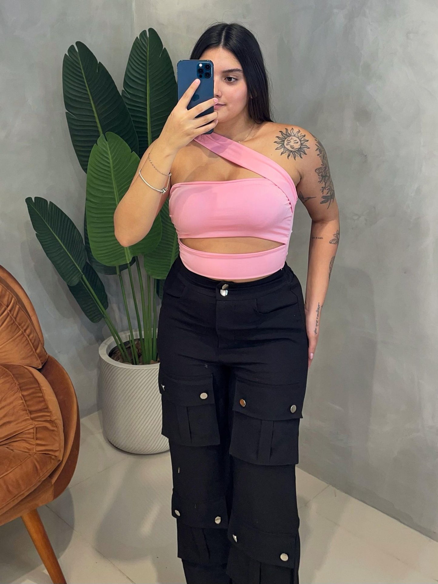 Cropped em Suplex Alça Transpassada com Recorte