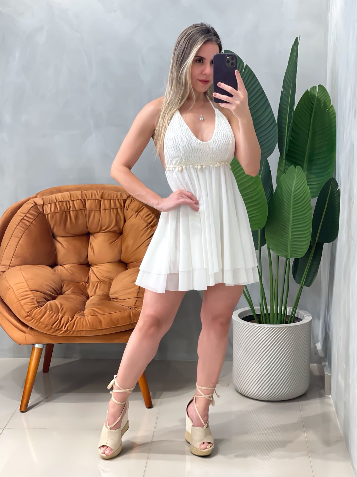 Macaquinho em Tule com Renda e Detalhe de Búzios